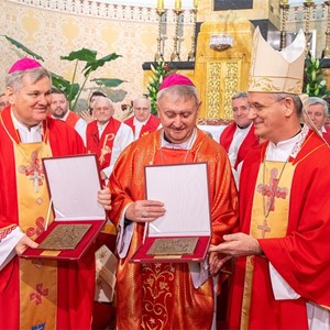 Pozdravni govor nadbiskupa Dražena Kutleše prigodom proslave 25. godišnjice biskupstva mons. Josipa Mrzljaka i mons. Vlade Košića